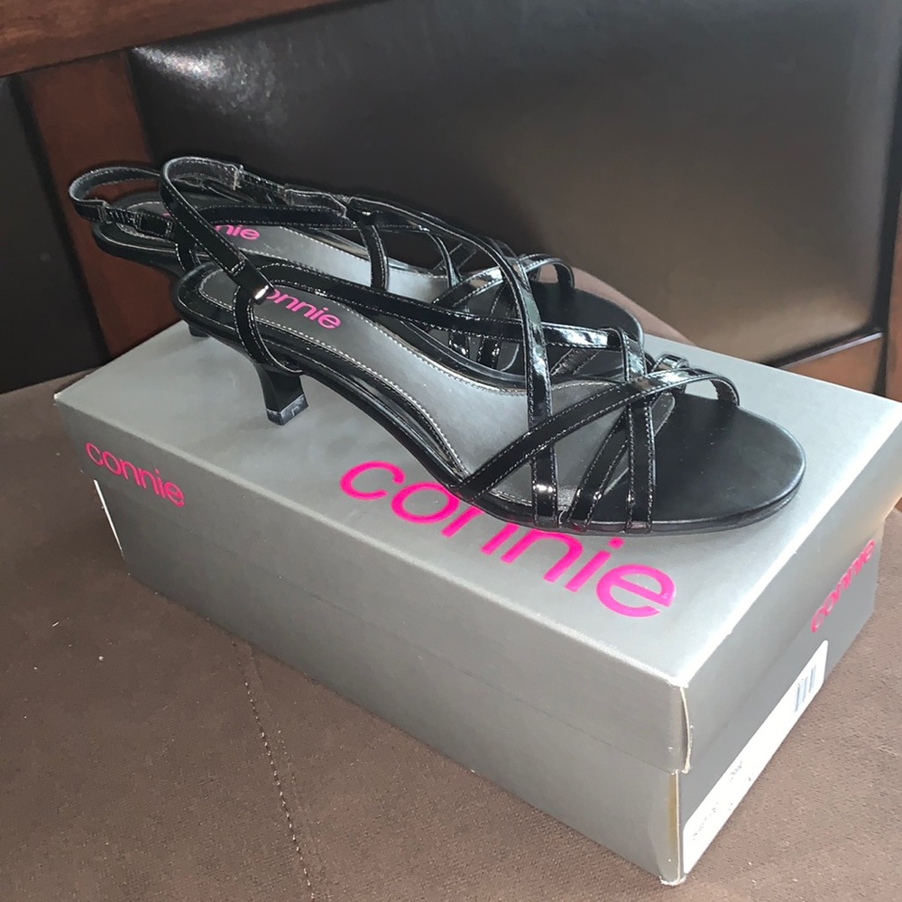 Connie Black Patent Kitten Heel Size 6.5